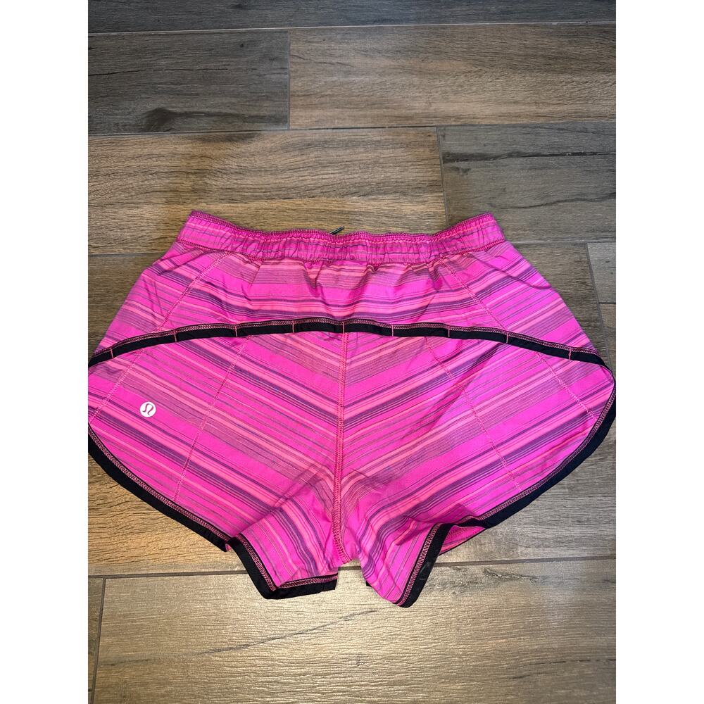Lululemon Run: Roll Down Shorts Elevation Stripe Pow Pink Size 4 Running Athlet